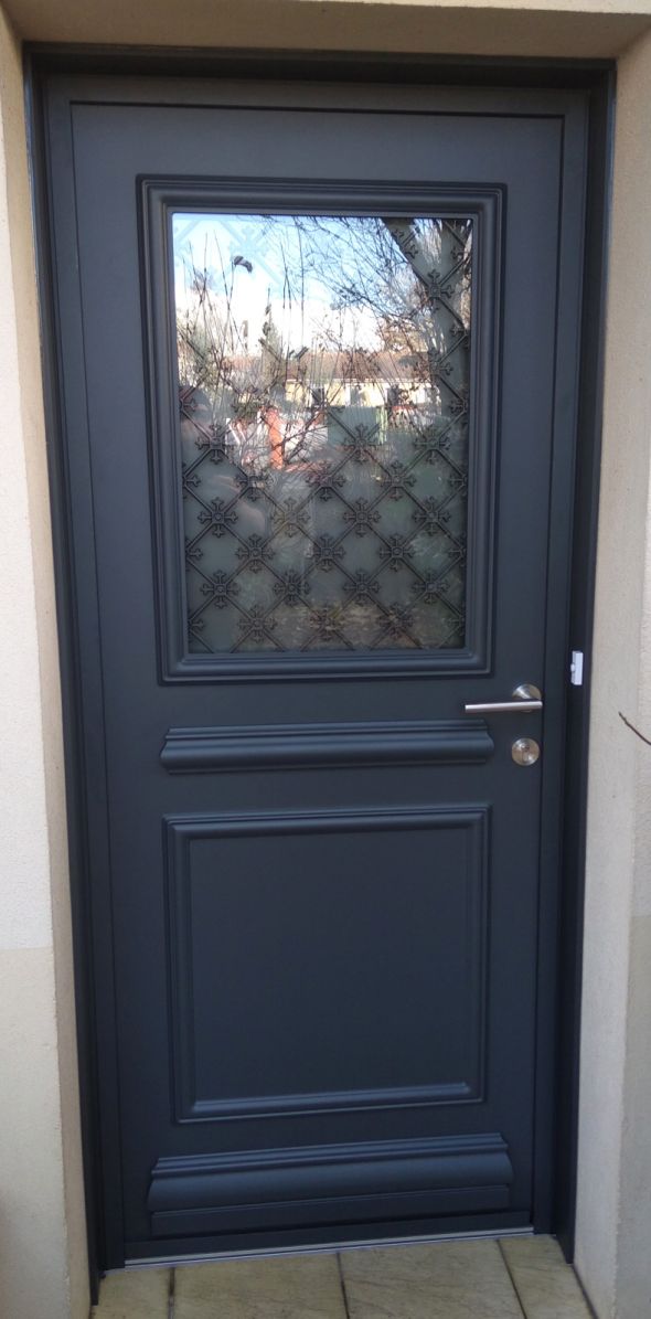 installation-pose-porte-entree-kline-modele-creative-gris-anthracite-menuiserie-marionneau-vallet-44C356C2C1-7E32-8308-7D80-411A6FE56BA4.jpg