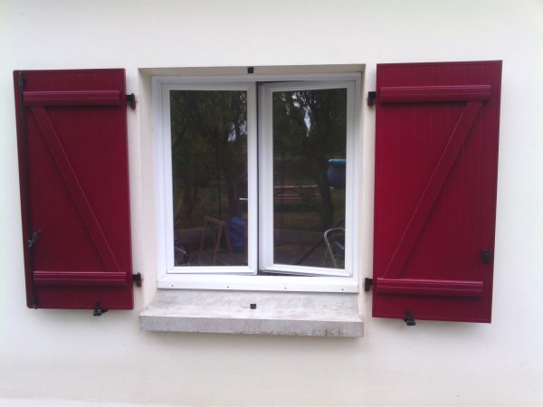 installation-pose-renovation-volets-menuiserie-marionneau-vallet-44-966C16126-06E0-353E-0140-4DCCC799B8D7.jpg