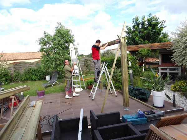 installation-creation-carport-pergola-bois-menuiserie-marionneau-vallet-44-40F732CBA-26D9-E870-4776-4E62F002FA47.jpg