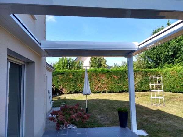 installation-creation-carport-pergola-verre-metal-menuiserie-marionneau-vallet-44-7BD762324-581F-CFC3-F9DB-2B7A5CC2A57A.jpg