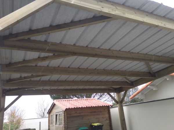 installation-creation-pose-carport-bois-toit-tole-menuiserie-exterieure-menuiserie-marionneau-vallet-44-loire-atlantique-2024-35563D640-46CE-78BE-2002-A43785755CD8.jpg