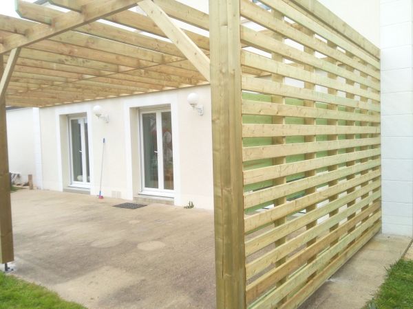 installation-creation-pose-pergola-bois-menuiserie-exterieure-menuiserie-marionneau-vallet-44-2023-4F08A4EA0-40A7-32D4-5906-4A87F1FA8B99.jpg