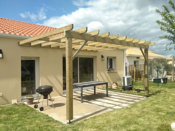 pergola-bois-installation-creation-pose-menuiserie-exterieure-menuiserie-marionneau-vallet-44-loire-atlantique-2024A7700801-9743-FF8D-5084-B1D79423FAEE.jpg