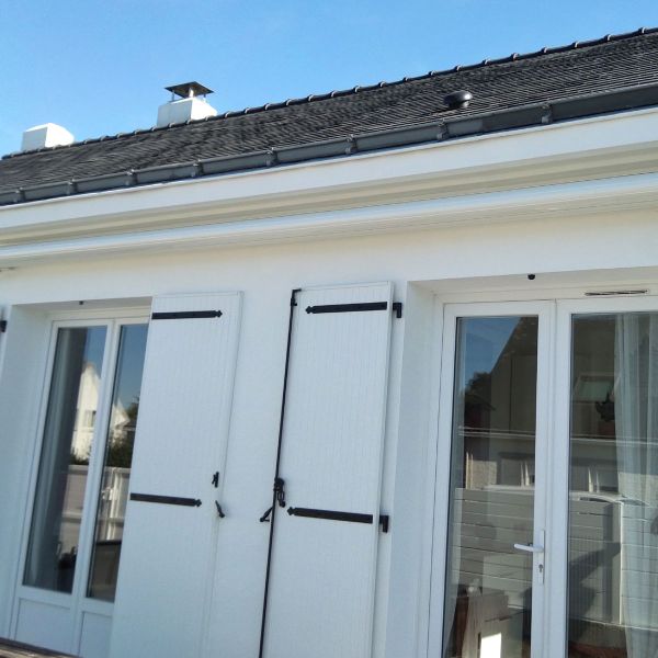 amenagement-exterieur-pose-installation-store-banne-menuiserie-marionneau-bardage-2E46BAEDD-C988-589A-54D9-5E5E77A9FDAB.jpg