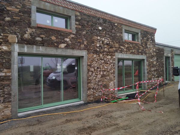 installation-pose-fenetre-ouverture-baie-vitree-oeil-de-boeuf-menuiserie-marionneau-vallet-44-2026-394514689-22A3-A46F-8323-6FC53CF8E127.jpg