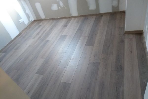 installation-pose-parquet-bois-marron-menuiserie-marionneau-vallet-44-13967A30A9-C0E0-102F-F24A-31CDD6DCC2DE.jpg